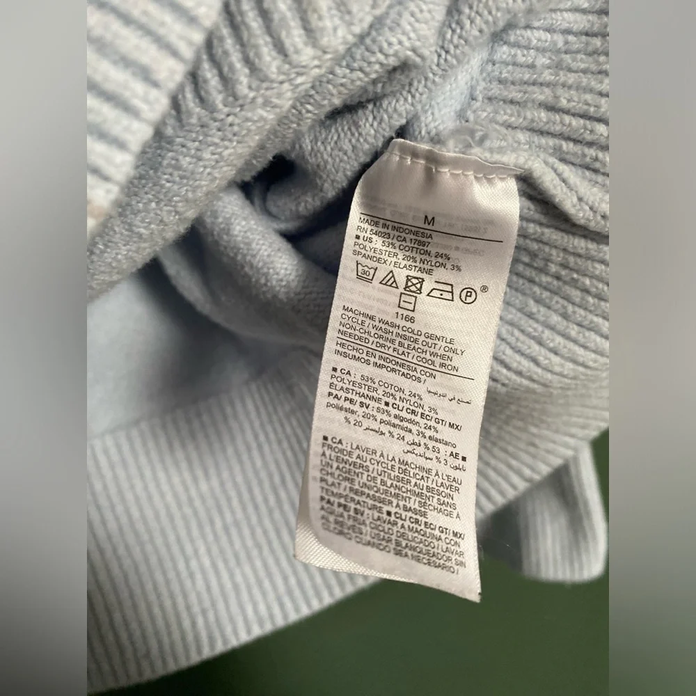 BUNDLE of (3) Old Navy Women's SoSoft V-Neck Sweaters Cream SeaGlass Black Med - Picture 15 of 16